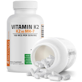 Bronson Vitamine K2 MK-7 100 mcg capsules avec verre d'eau