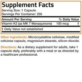 Bronson Vitamine K2 MK-7 100 mcg capsules en main