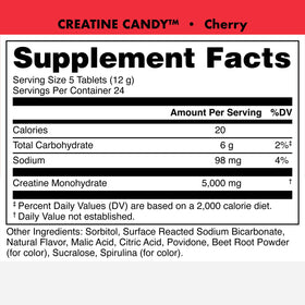 Bucked Up Creatine Candy Cerise à côté d'une bouteille d'eau