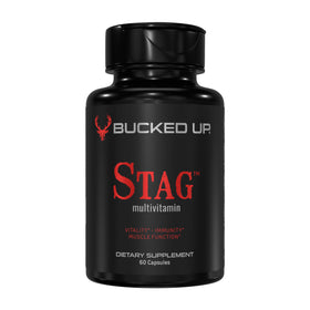Bucked Up Multivitamines Stag capsules sur une table