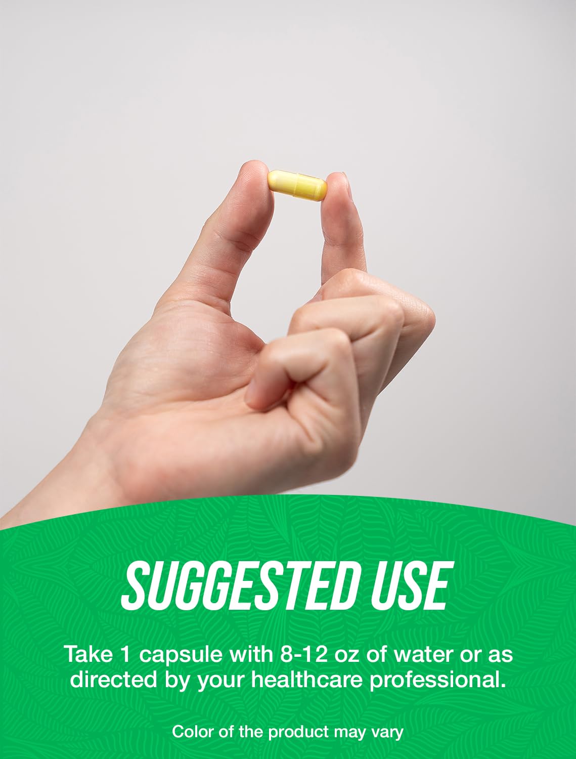 BulkSupplements Isoflavones de Soja capsules avec une main tenant une capsule