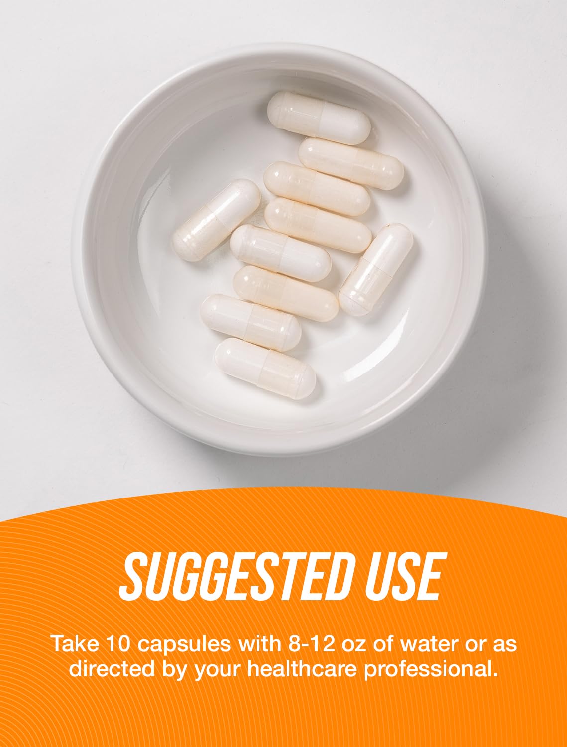 BulkSupplements L-Leucine 5000mg capsules, prise avec un verre d'eau