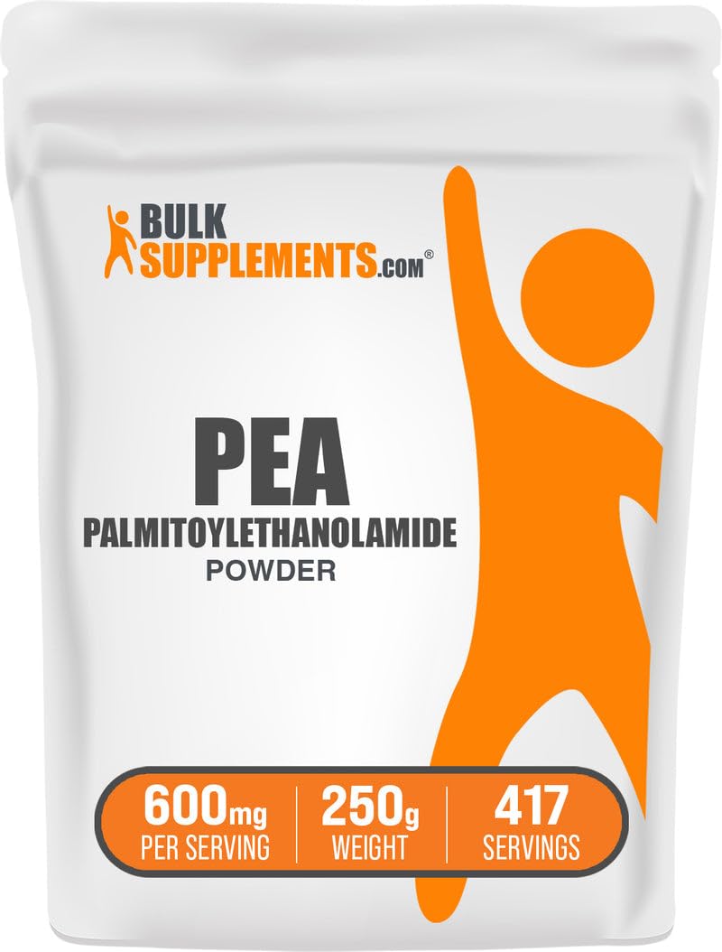 BulkSupplements poudre de Palmitoyléthanolamide 250g devant un fond neutre