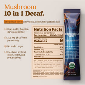 Café déca 10-en-1 MATCHA DNA sur une table en bois