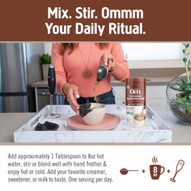 Café Noir Instantané OM MUSHROOM SUPERFOOD en tasse