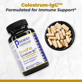 Capsule de colostrum bovin Premier Research Labs en gros plan