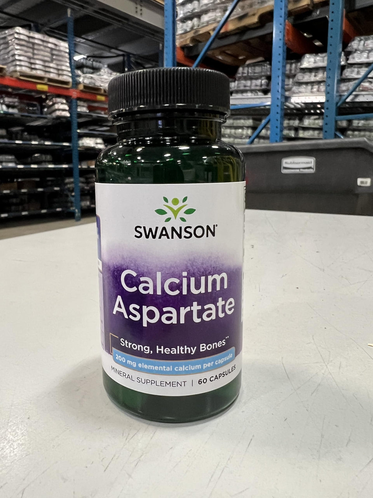 Capsule de Swanson Calcium Aspartate, couleur blanche