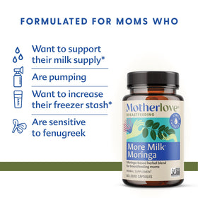 Capsule liquide More Milk Moringa de Motherlove sur fond blanc