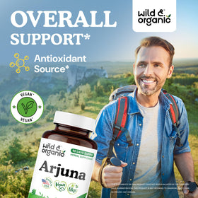 Capsules d'écorce d'Arjuna Wild & Organic sur fond blanc
