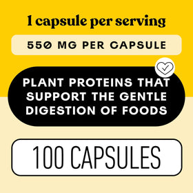 Capsules d'enzymes daily sur une table en bois