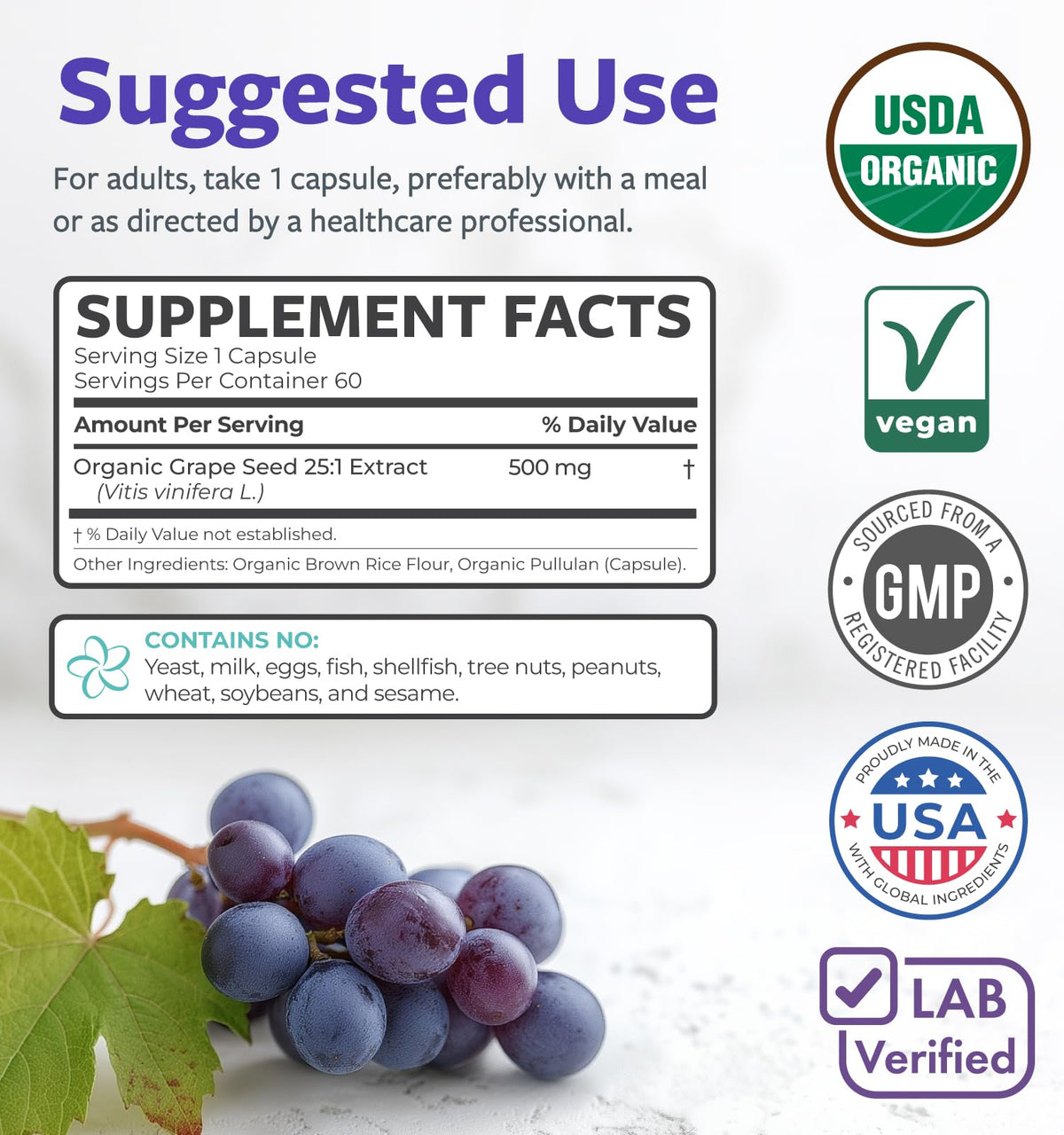 Capsules d'extrait de pépins de raisin PURE CO dans une main