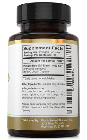 Capsules d'extrait de pourpier en gros plan sur une table