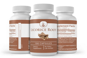 Capsules d'extrait de racine de réglisse sur un fond neutre
