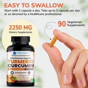 Capsules d'Orbit Vitals Curcuma sur une cuillère