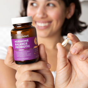 Capsules Daily Nouri Probiotiques Équilibre sur fond blanc