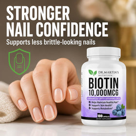 Capsules de Biotine 10000mcg dans une main