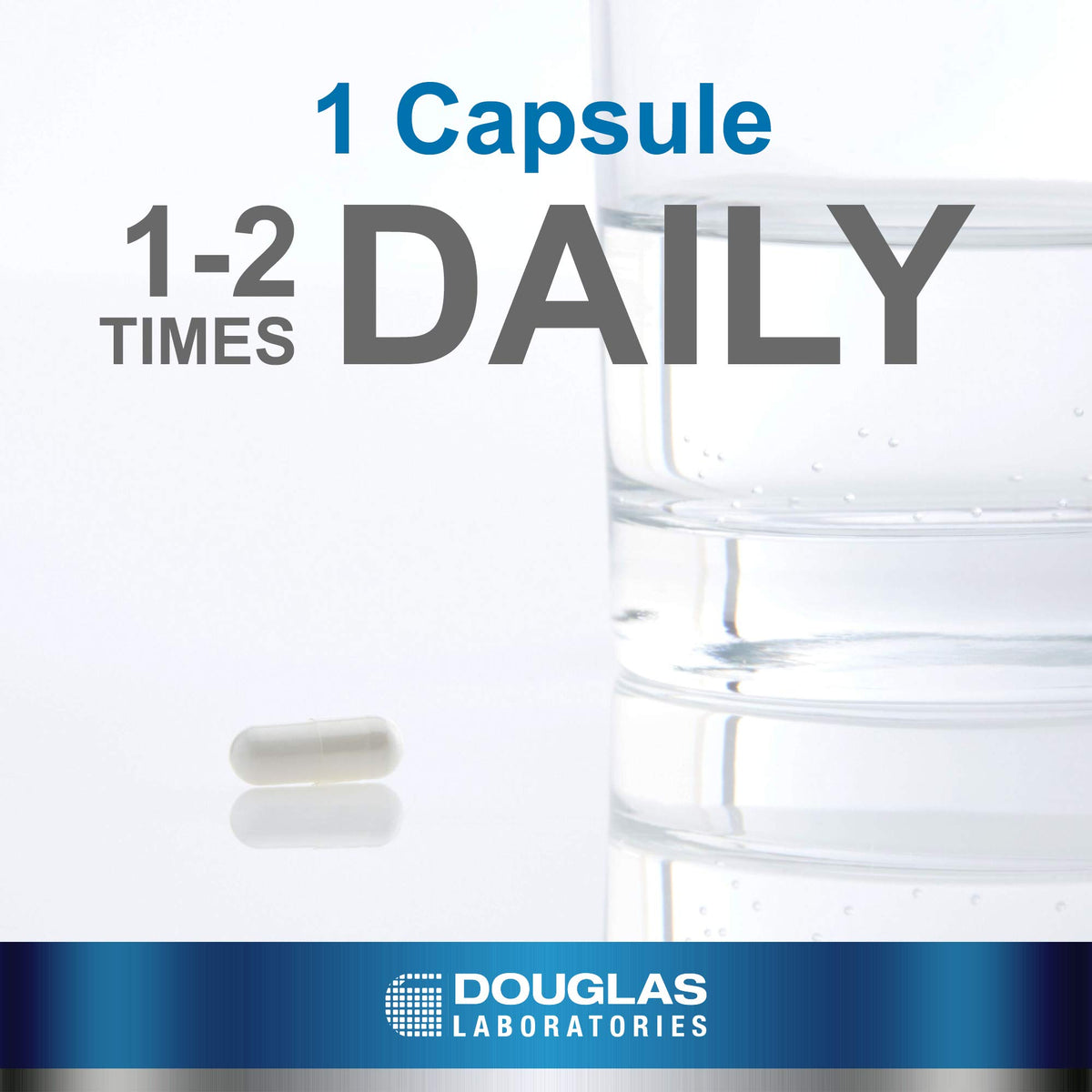 Capsules de biotine Douglas Laboratories sur un fond blanc