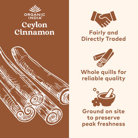 Capsules de cannelle de Ceylan ORGANIC INDIA sur une surface en bois