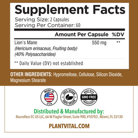 Capsules de Champignon Lion Plantvital avec un verre d'eau