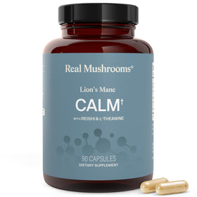 Capsules de champignon Reishi de Real Mushrooms en pot sur fond blanc
