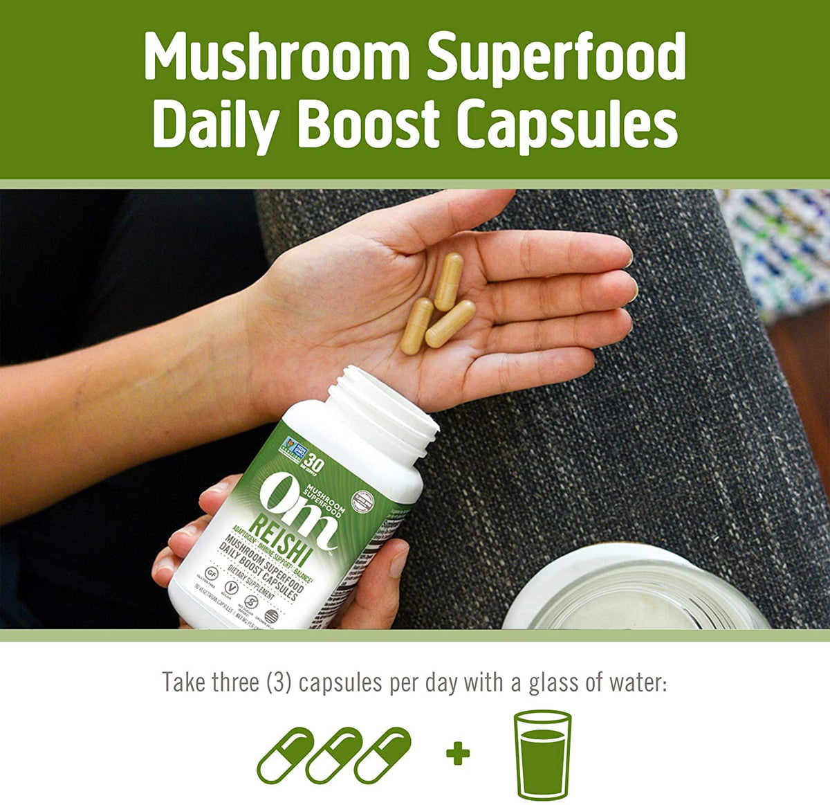 Capsules de champignon Reishi OM MUSHROOM SUPERFOOD sur un fond neutre