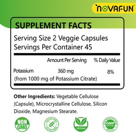Capsules de citrate de potassium Novafun sur une surface blanche