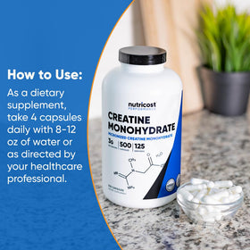 Capsules de créatine micronisée Nutricost sur une table
