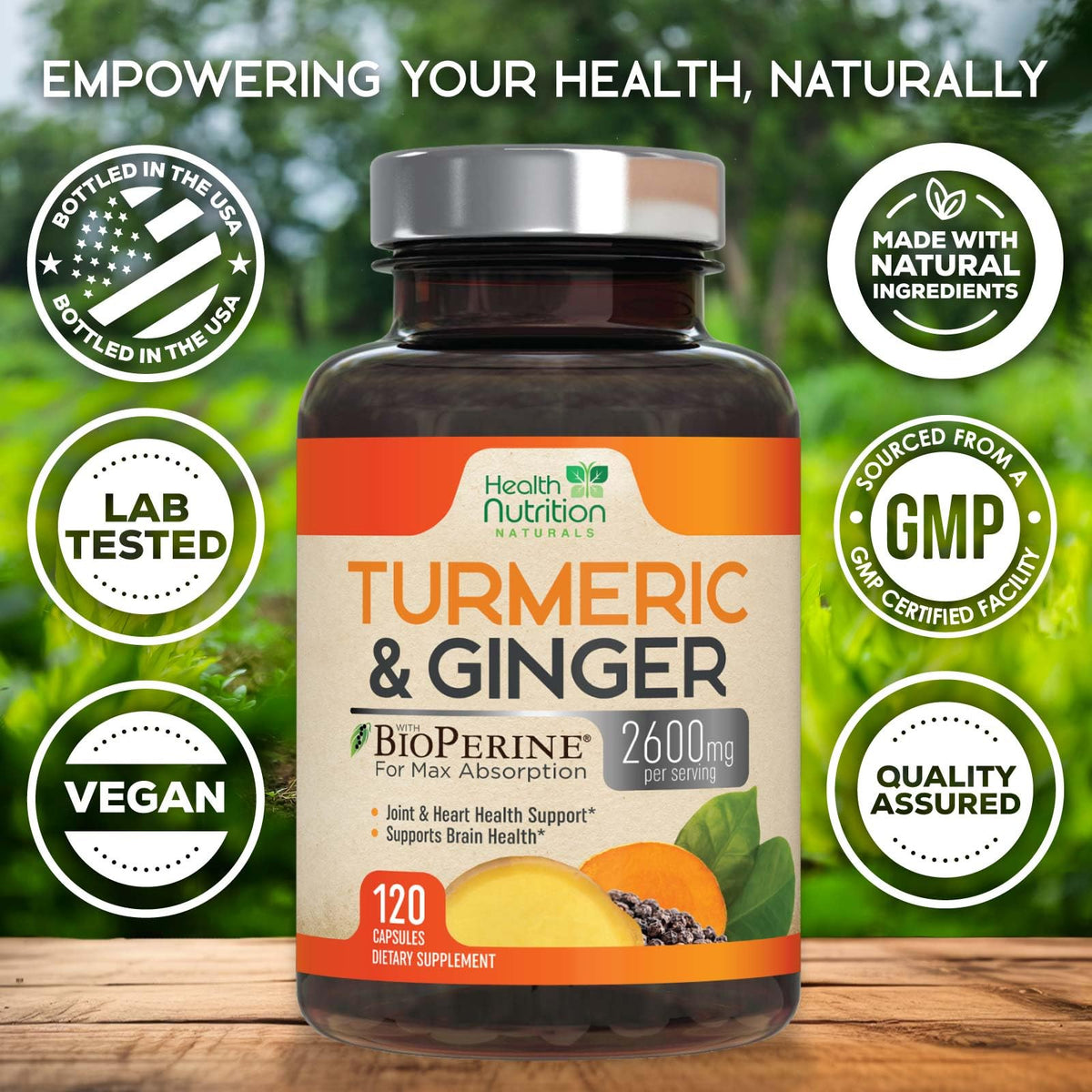 Capsules de curcuma à côté de la bouteille Health Nutrition Naturals