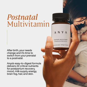 Capsules de multivitamine postnatale ANYA sur une surface blanche