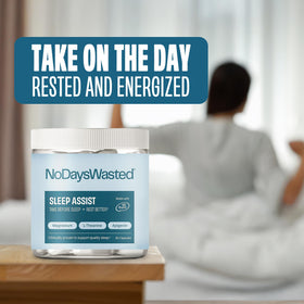 Capsules de No Days Wasted sur une table en bois
