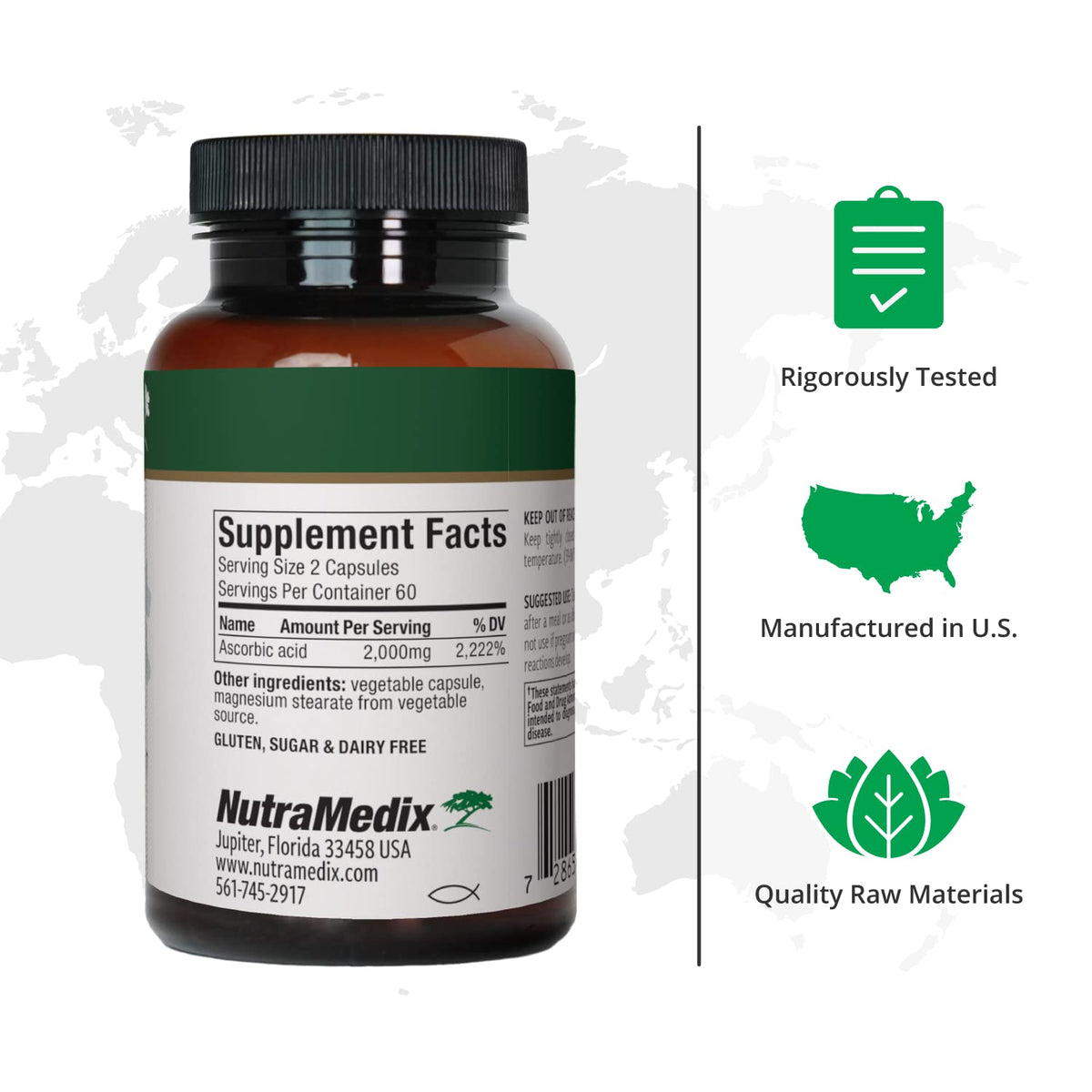 Capsules de NutraMedix Vitamine C 1000mg sur une surface blanche