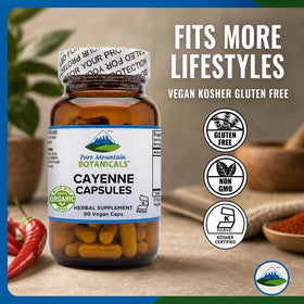 Capsules de Poivre de Cayenne Bio dans une cuillère en bois