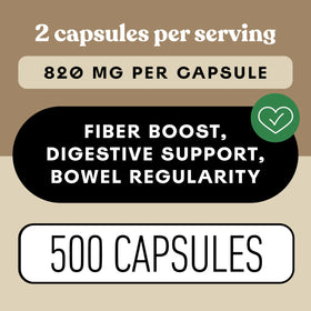 Capsules de psyllium sur un fond blanc