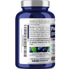 Capsules de Pterostilbene NusaPure sur fond blanc