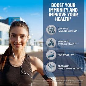 Capsules de StrongVit dans une main