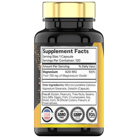 Capsules de tnvitamins Magnésium Oxyde 420 mg sur fond blanc