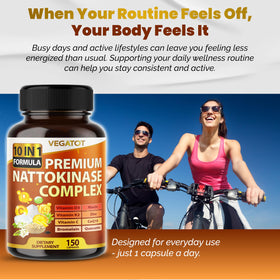Capsules de VEGATOT Nattokinase sur une surface blanche