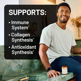 Capsules de Vitamine C NatureWise 1000mg, prise de vue lifestyle