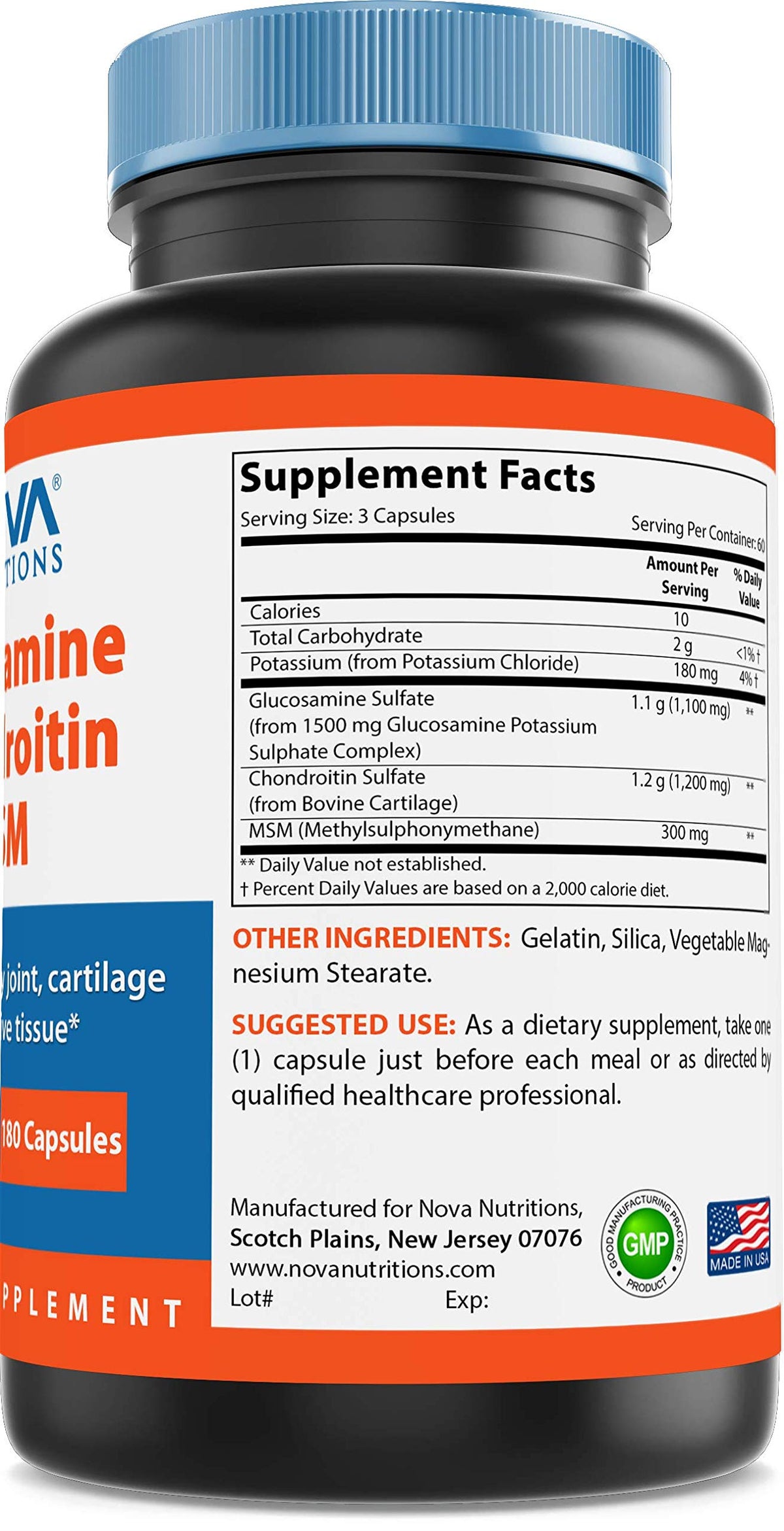 Capsules Glucosamine Chondroïtine MSM Nova Nutritions à côté d'un verre d'eau
