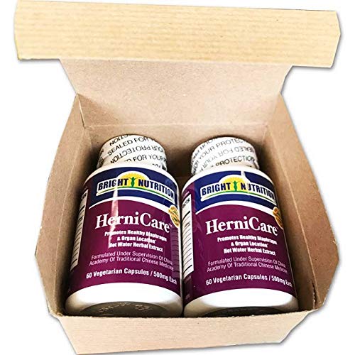 Capsules HerniCare dans une main pour montrer la taille