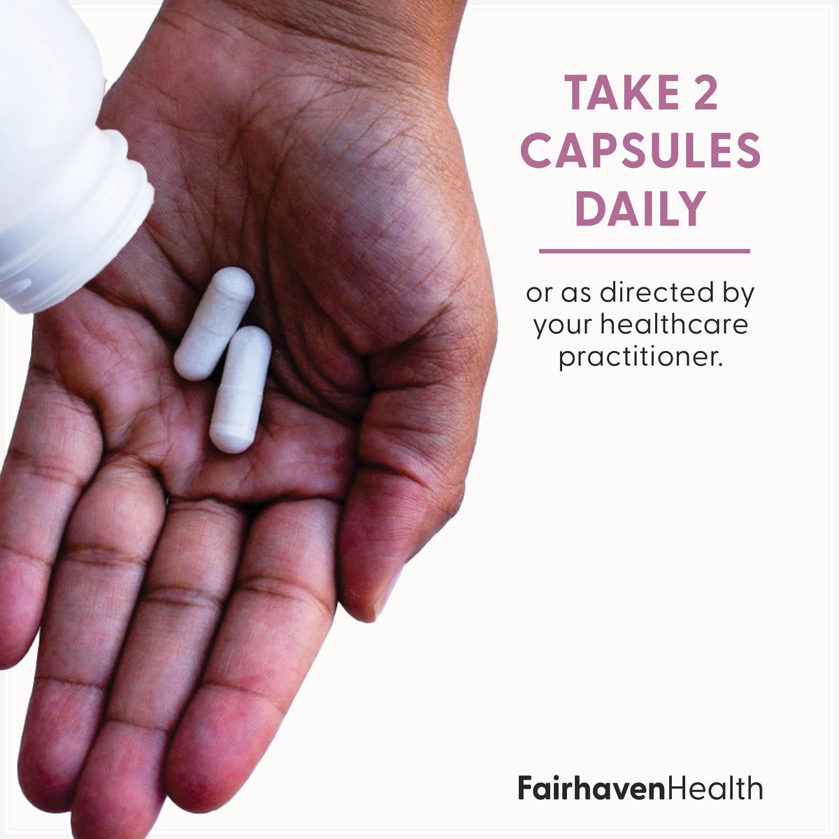 Capsules multivitamines prénatales Fairhaven Health sur fond blanc