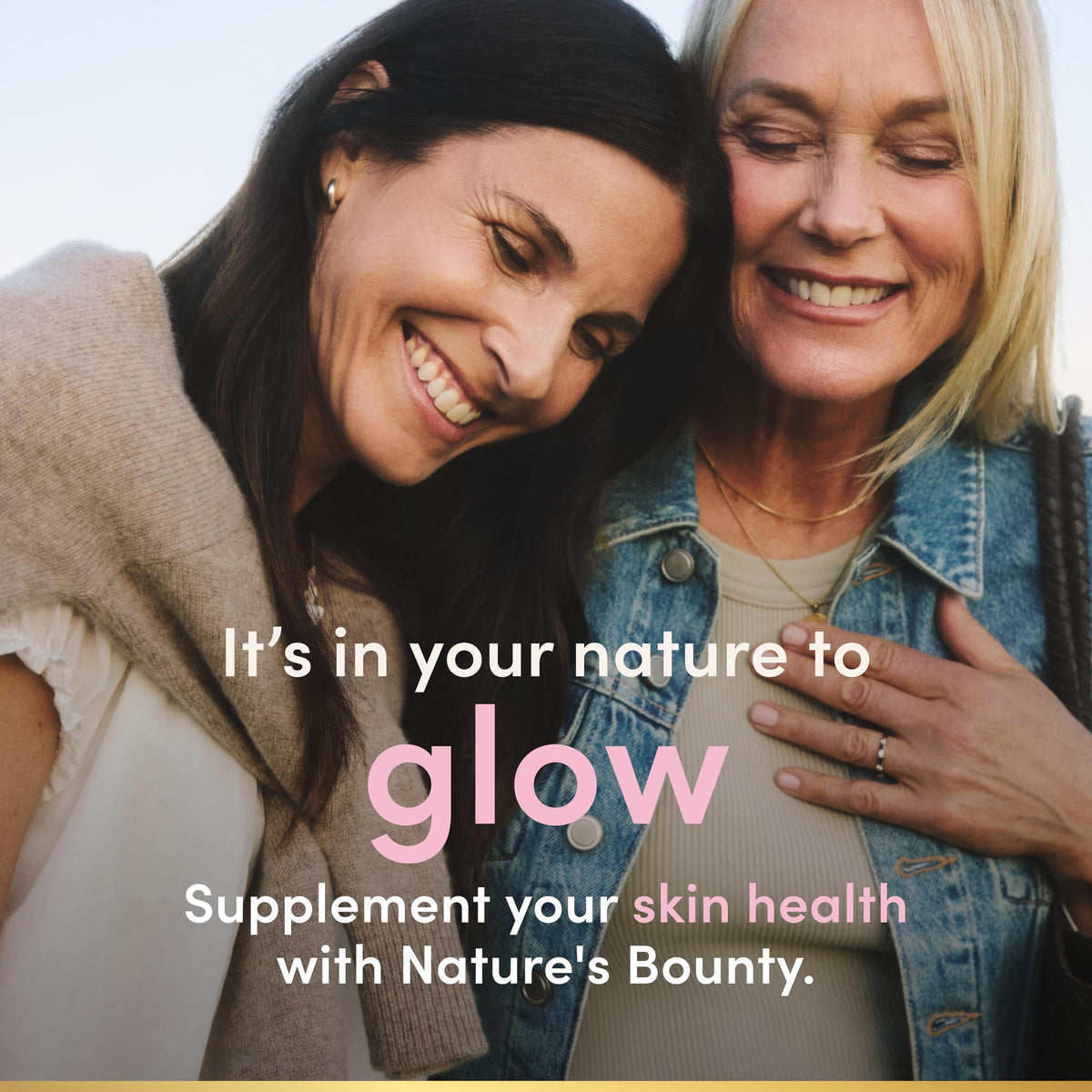 Capsules Nature's Bounty Optimal Solutions sur une surface blanche