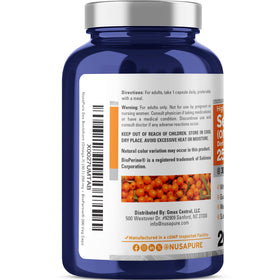 Capsules NusaPure Omega-7 sur fond blanc