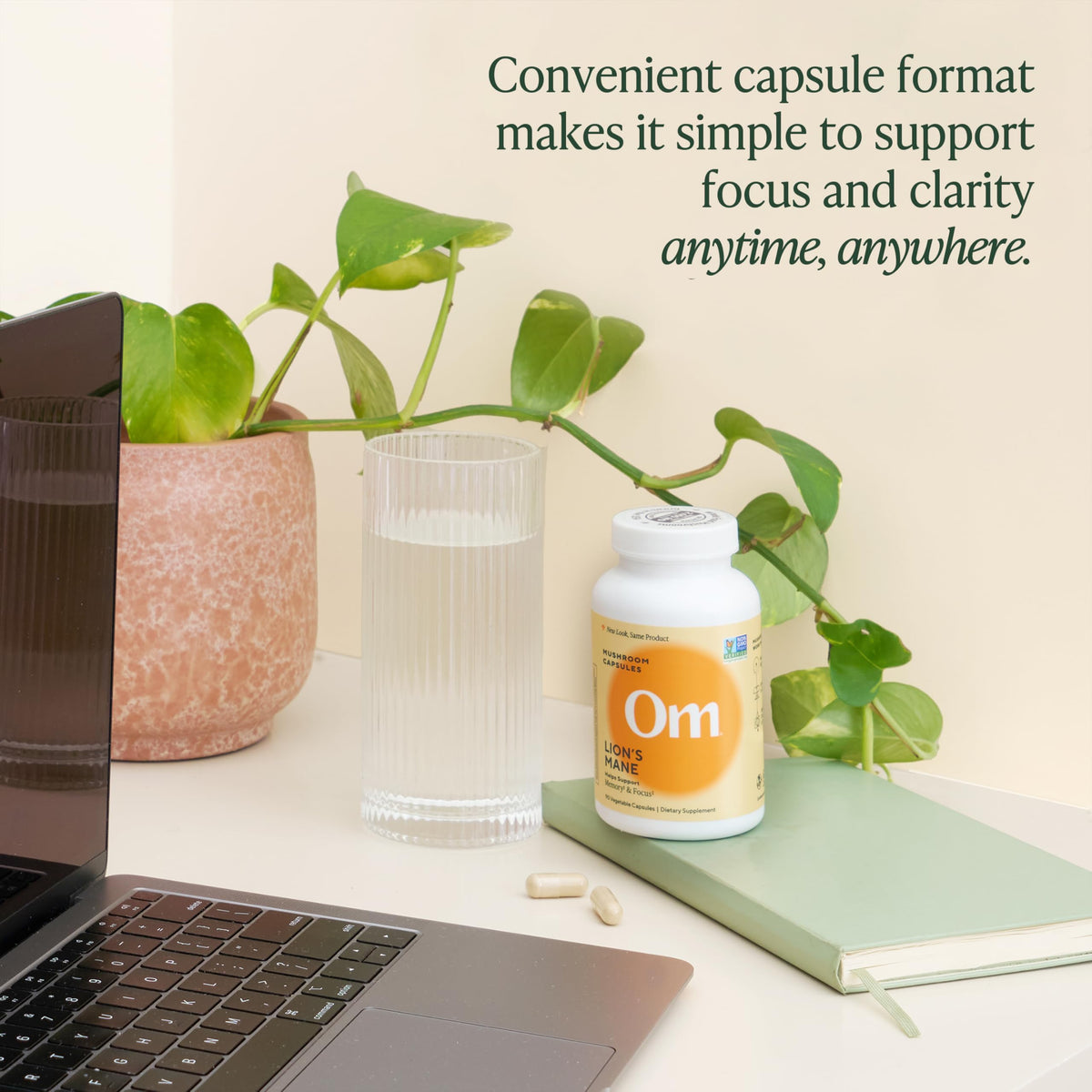 Capsules OM MUSHROOM SUPERFOOD Champignon Lion's Mane prêtes à être prises