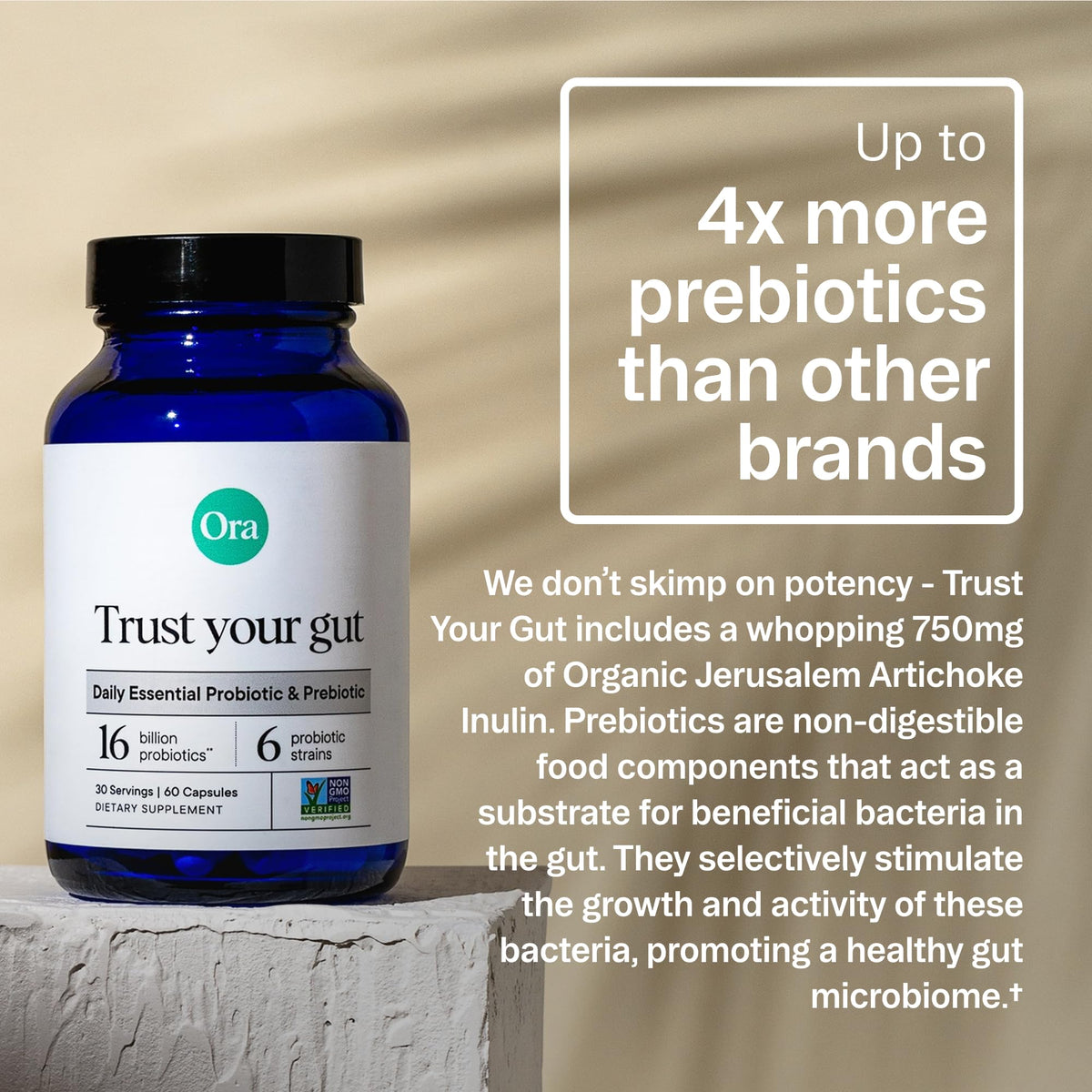 Capsules Ora Organic avec ingrédients naturels en arrière-plan