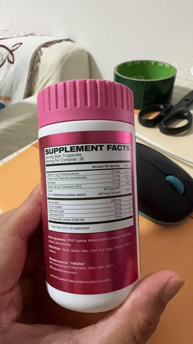 Capsules TIMORA Myo & D-Chiro Inositol sur une table