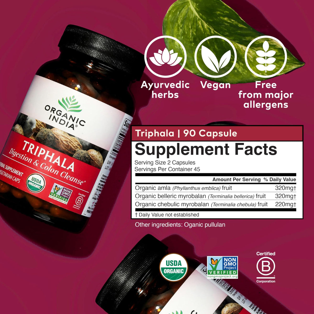 Capsules Triphala Bio ORGANIC INDIA ouvertes pour montrer le contenu