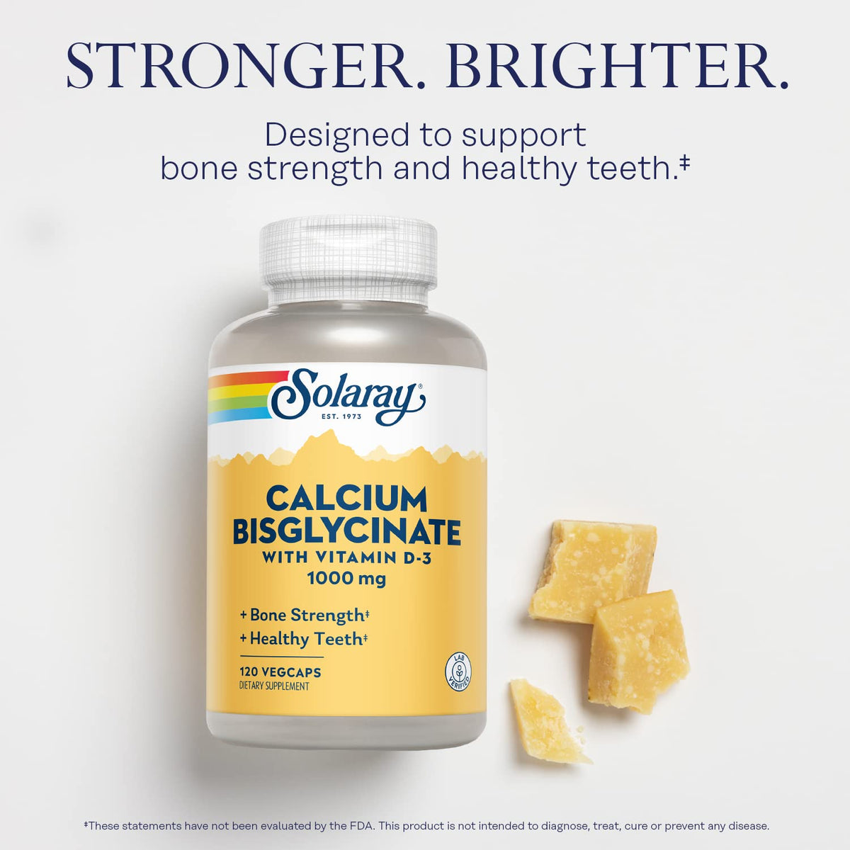 Capsules végétales de Calcium Bisglycinate SOLARAY sur une surface blanche