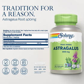 Capsules végétales de Racine d'Astragale SOLARAY sur un fond blanc