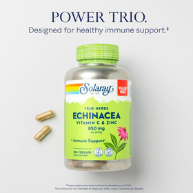 Capsules végétales SOLARAY Echinacea sur fond blanc
